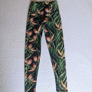 BCBG Maxazria Tropical Printed Leggings